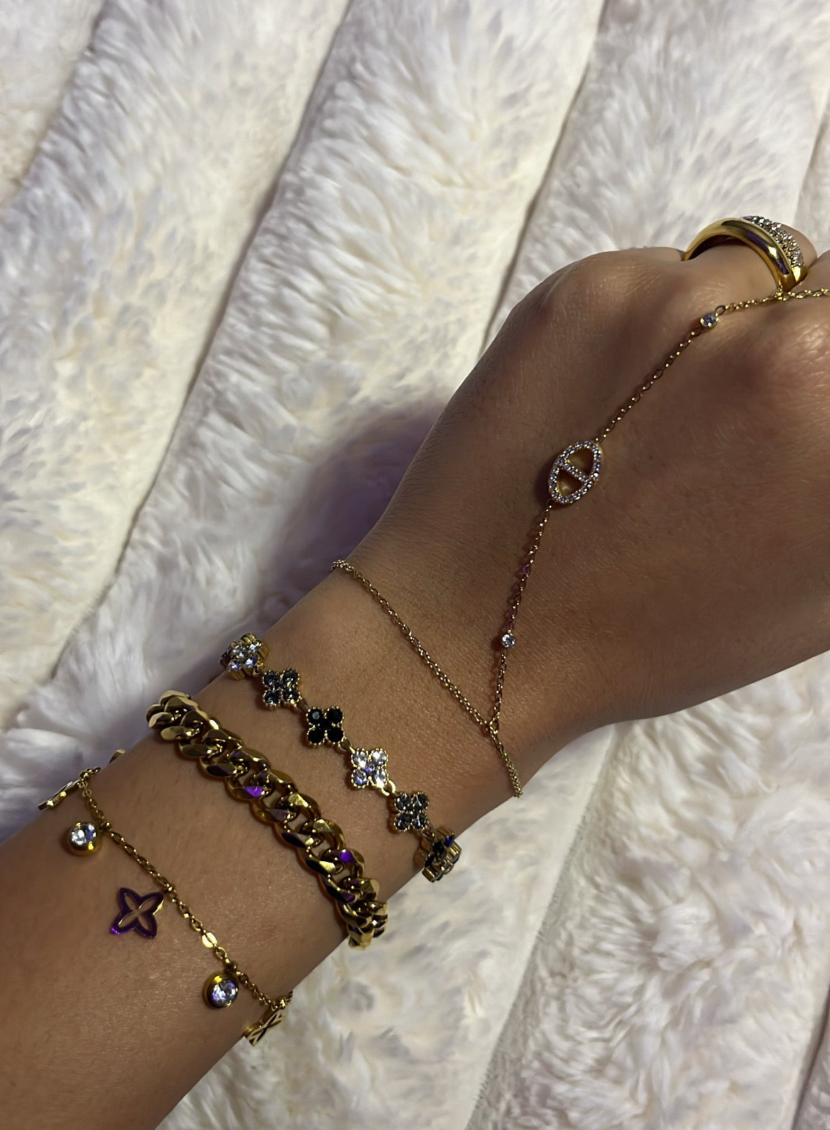 Chaîne de Main Léonie