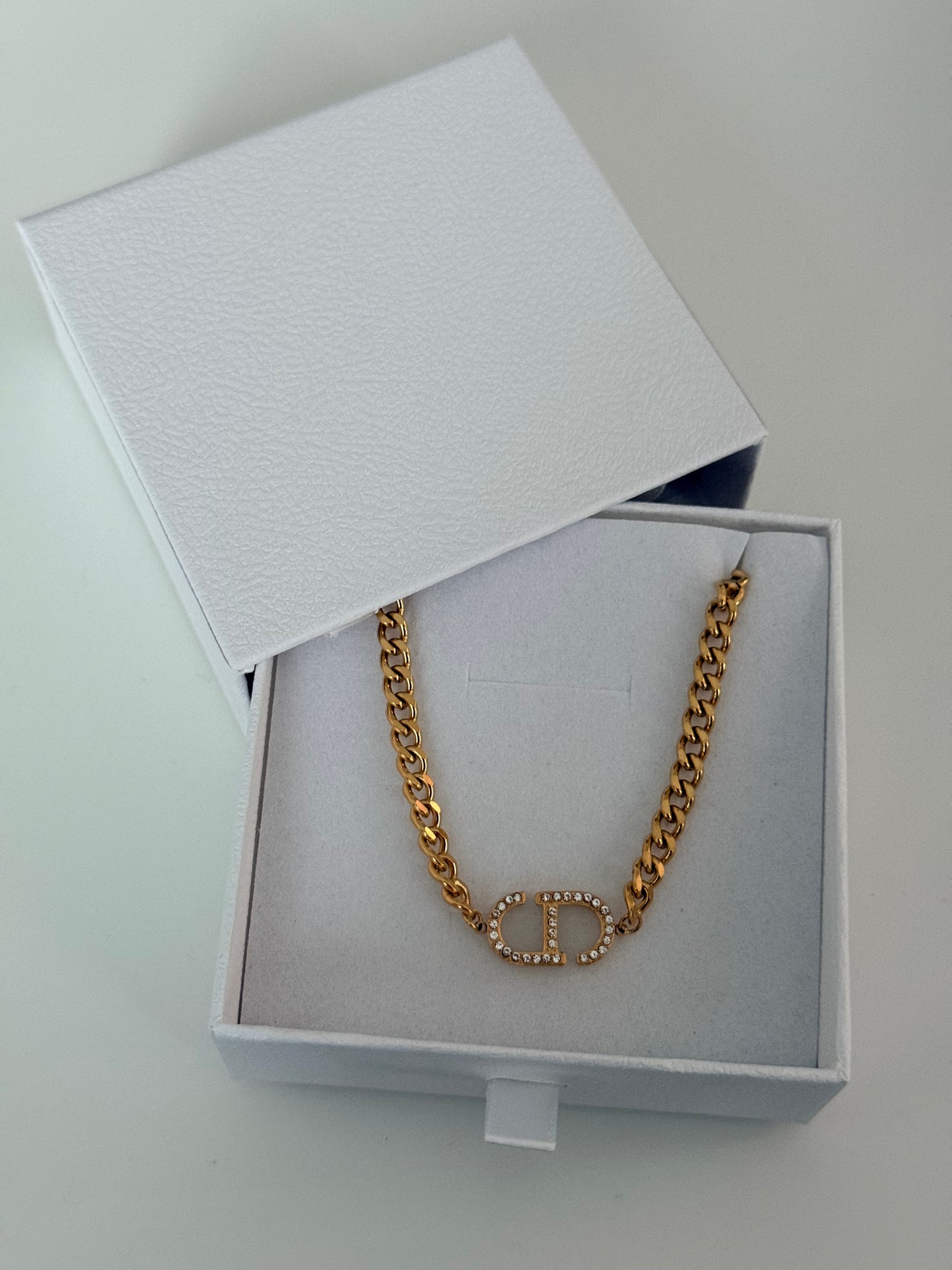 Collier Eva