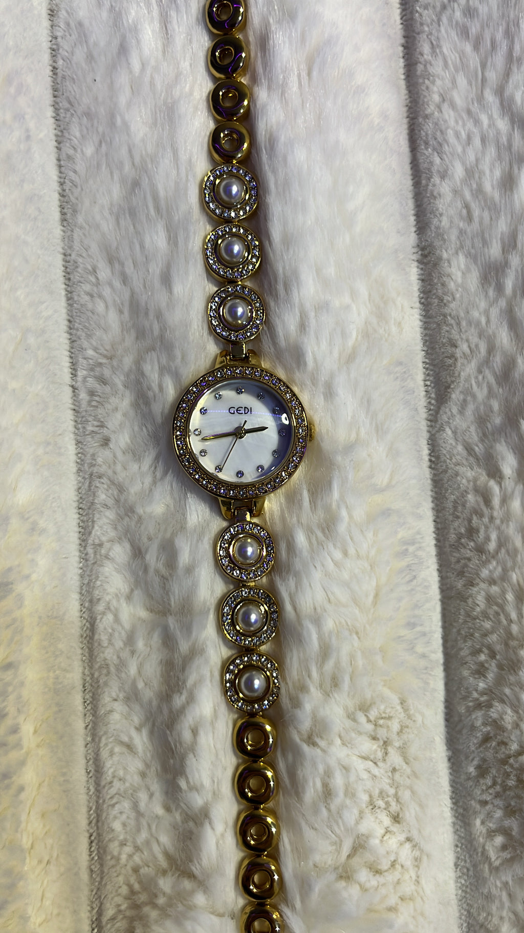Montre Gédia Divina